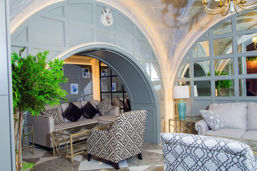 Theatrum Hotel Baku Exteriér fotografie The interior of the hotel