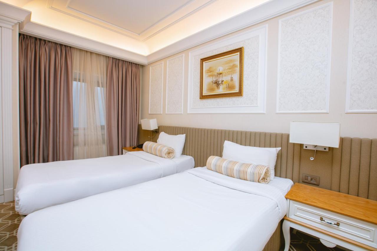 Theatrum Hotel Baku Exteriér fotografie Deluxe Twin